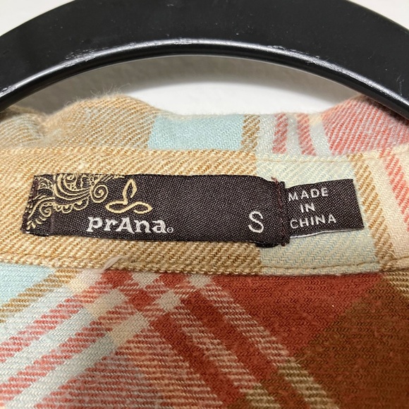 Prana‎ Popover Shirt Women’s Sz S Plaid Long Sleeves Outdoor Hiking Comfort - Picture 2 of 7